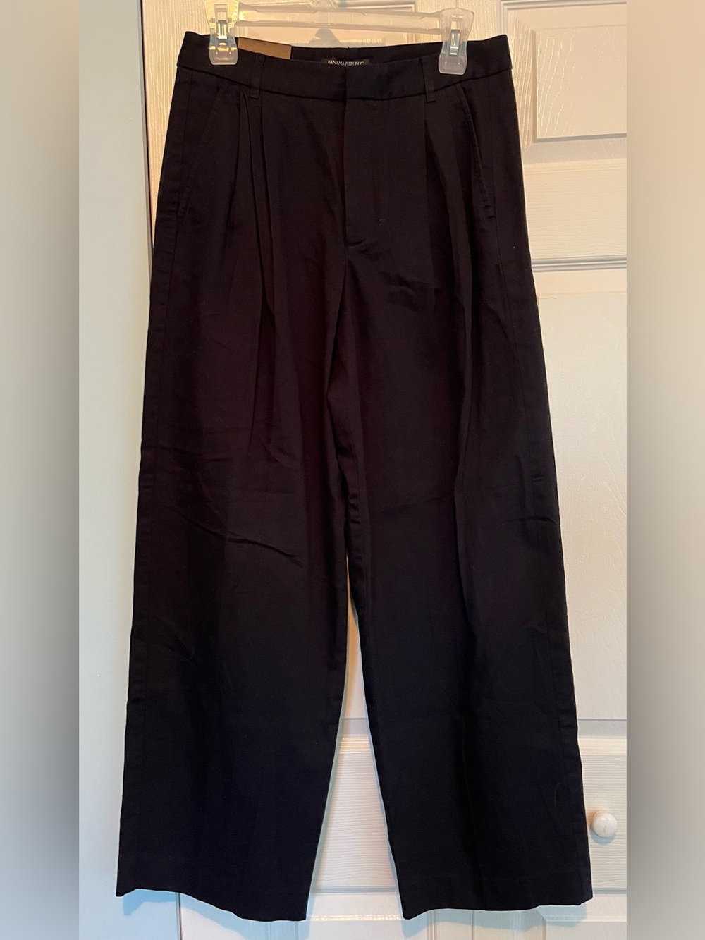 Banana Republic Black Pleated Wide-Leg Dress Pants